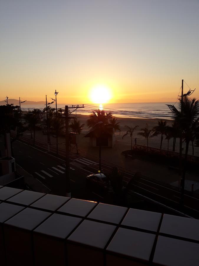 Frente Para O Mar - Vista Espetacular De Todos Os Comodos Praia Grande  Eksteriør bilde
